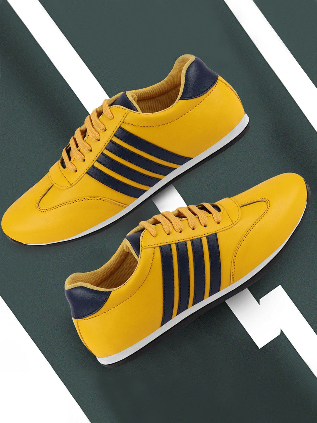 

FAUSTO Men Yellow Striped PU Sneakers