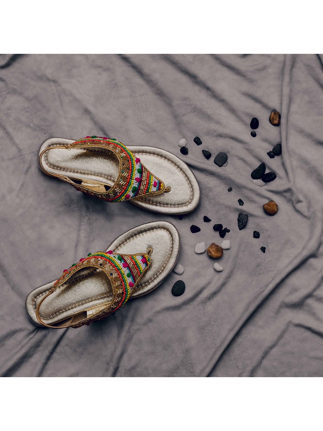 

LIL PITAARA Girls Gold-Toned Embellished Ethnic T-Strap Flats