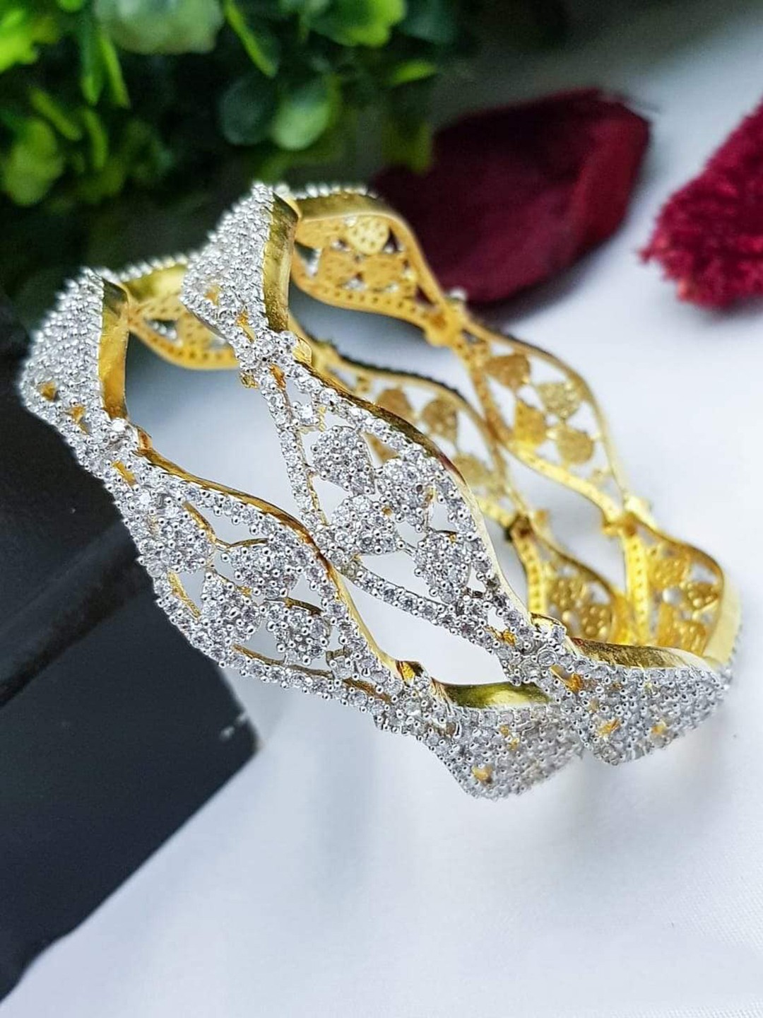 

GRIIHAM Set of 2 Gold-Plated White Cubic Zirconia Studded Bangles