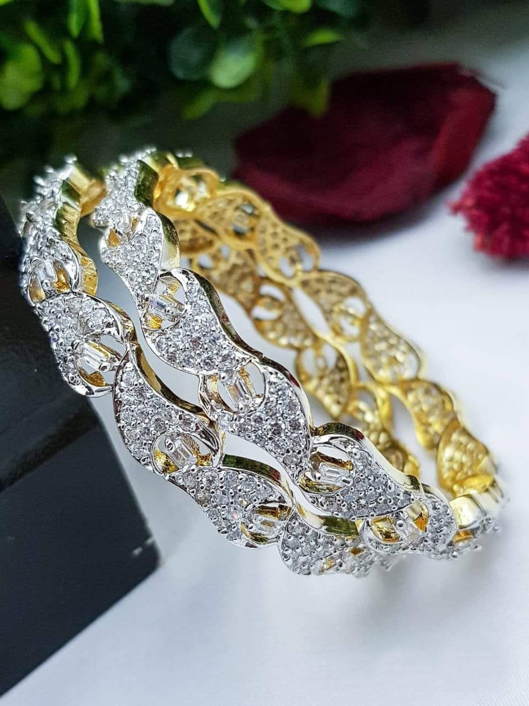 

GRIIHAM Set of 2 Gold Plated Silver Studded Bangles