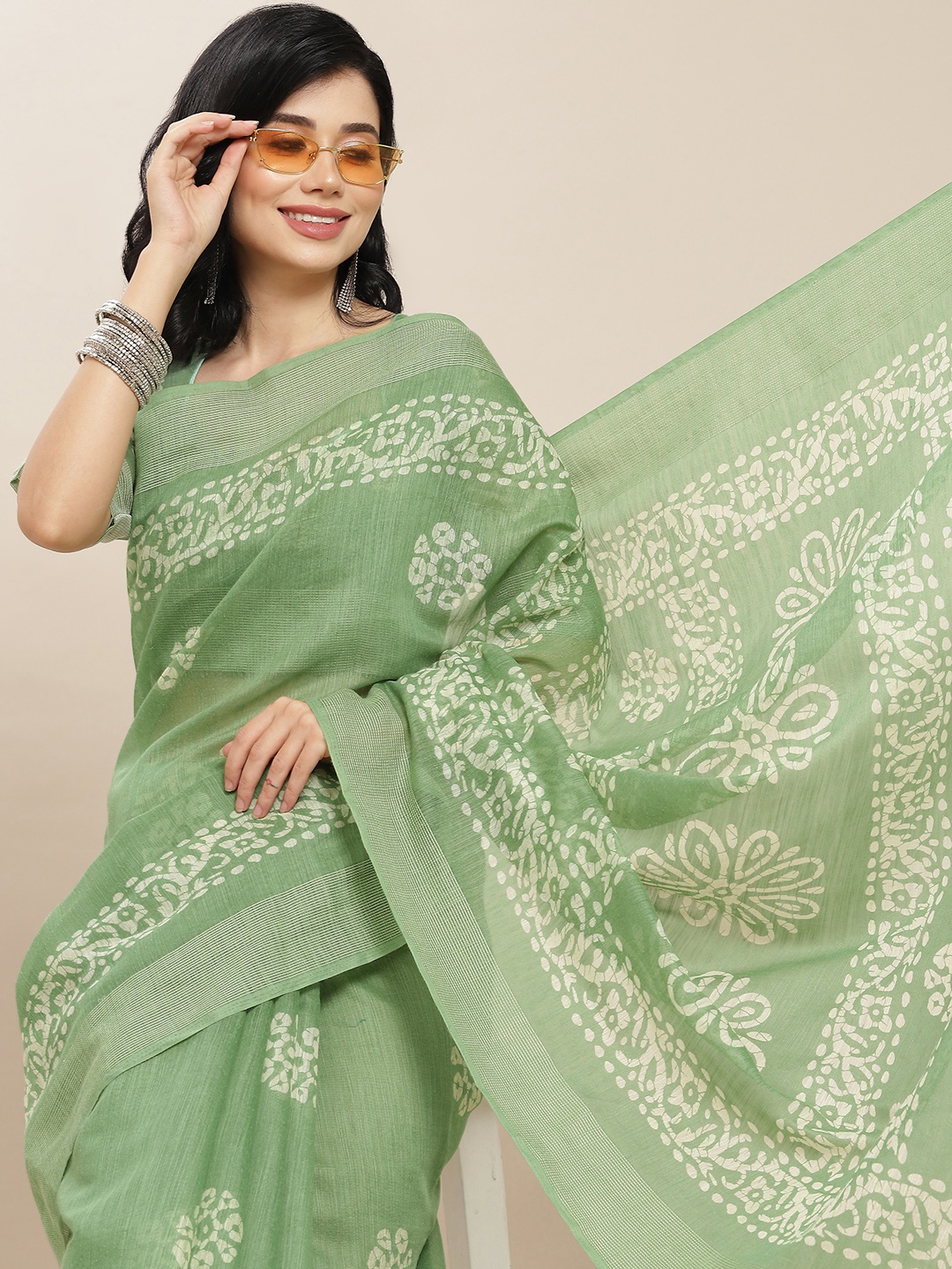 

RAJGRANTH Green & Off White Ethnic Motifs Linen Cotton Saree