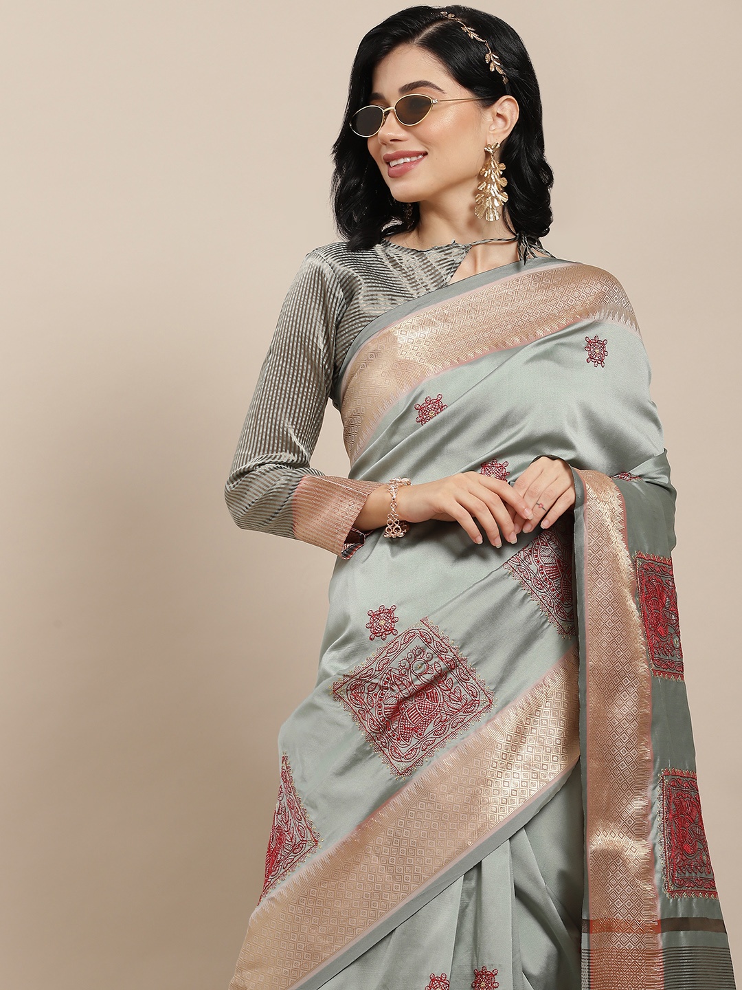 

RAJGRANTH Blue & Golden Ethnic Motifs Embroidered Silk Cotton Saree