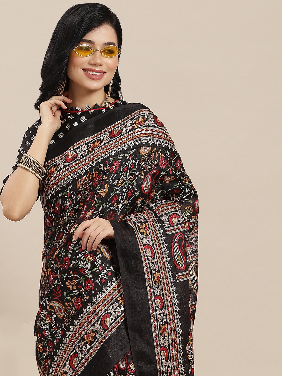 

RAJGRANTH Black & Off White Paisley Jute Cotton Saree