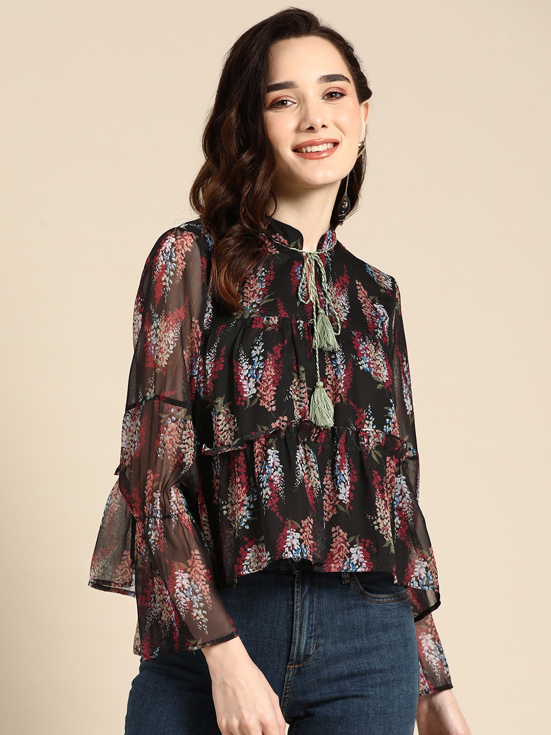 

Sangria Black & Red Floral Print Tie-Up Neck Georgette Blouson Top