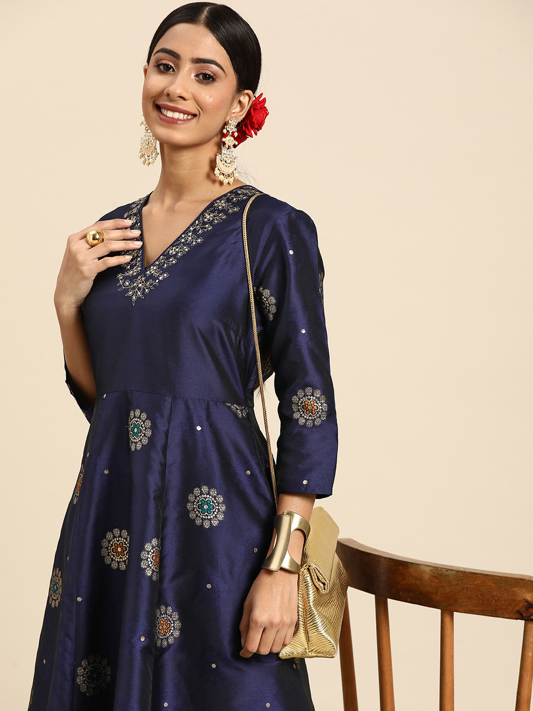 

Sangria Women Navy Blue Floral Embroidered Sequinned Pure Cotton Kurta with Palazzos