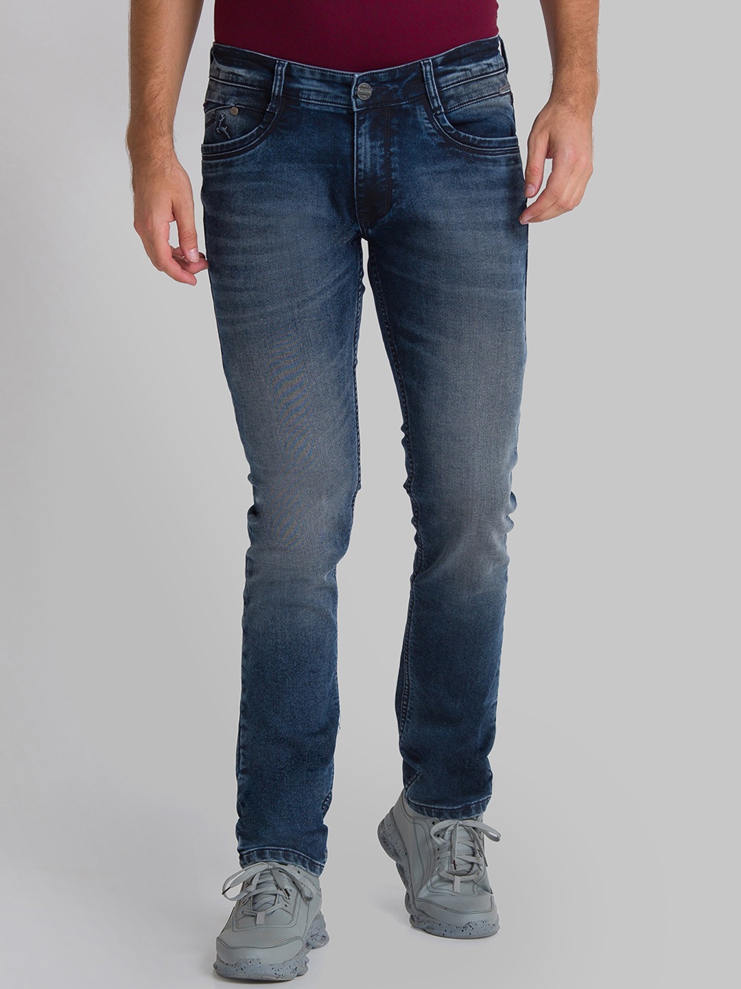 

Parx Men Blue Tapered Fit Heavy Fade Jeans