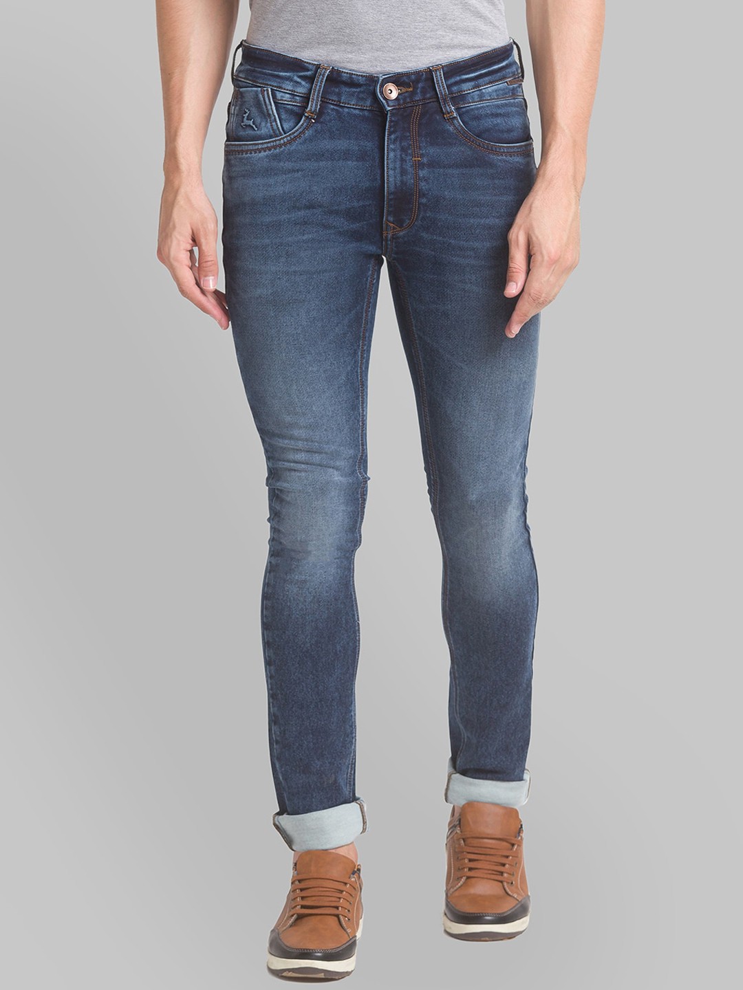 

Parx Men Blue Skinny Fit Low Distress Heavy Fade Jeans