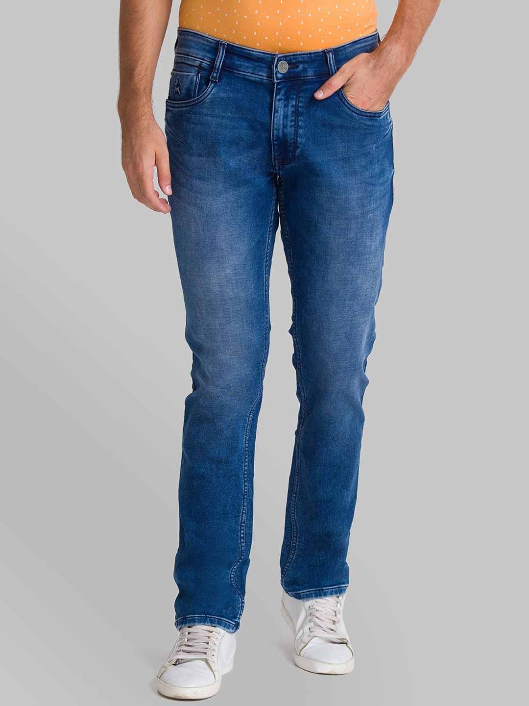 

Parx Men Blue Tapered Fit Light Fade Jeans