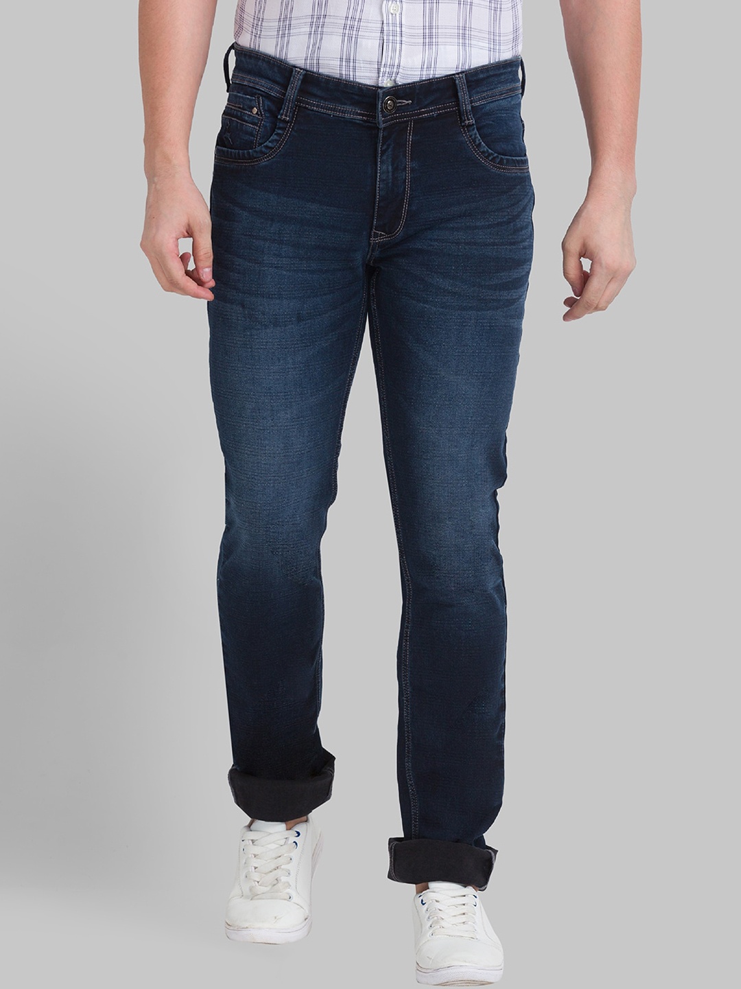 

Parx Men Blue Tapered Fit Light Fade Jeans