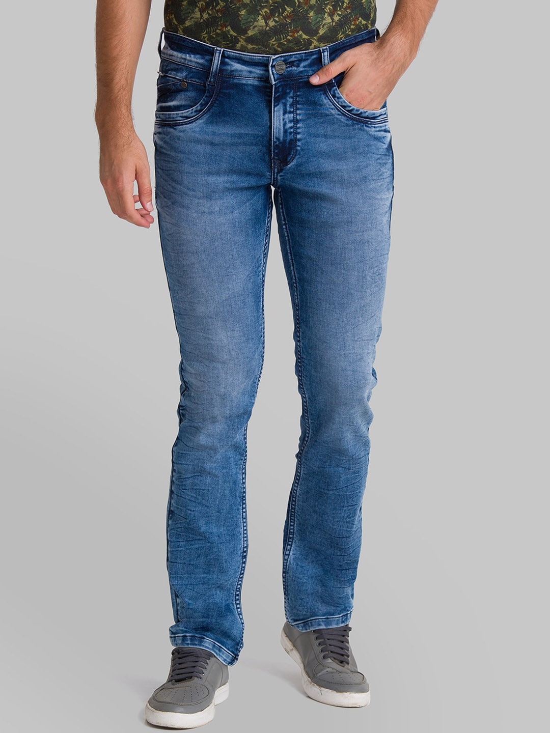 

Parx Men Blue Tapered Fit Heavy Fade Jeans