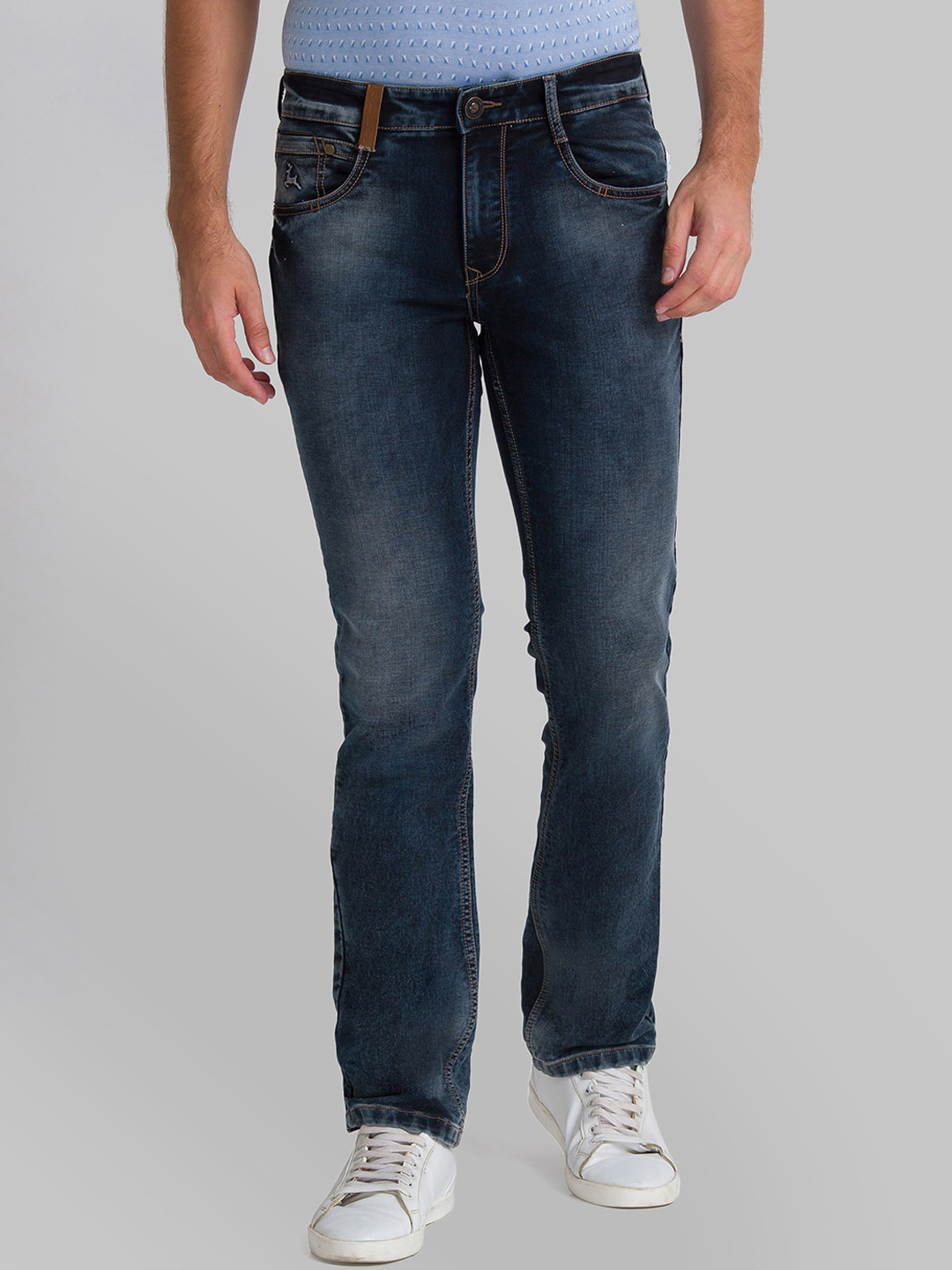 

Parx Men Blue Tapered Fit Heavy Fade Jeans
