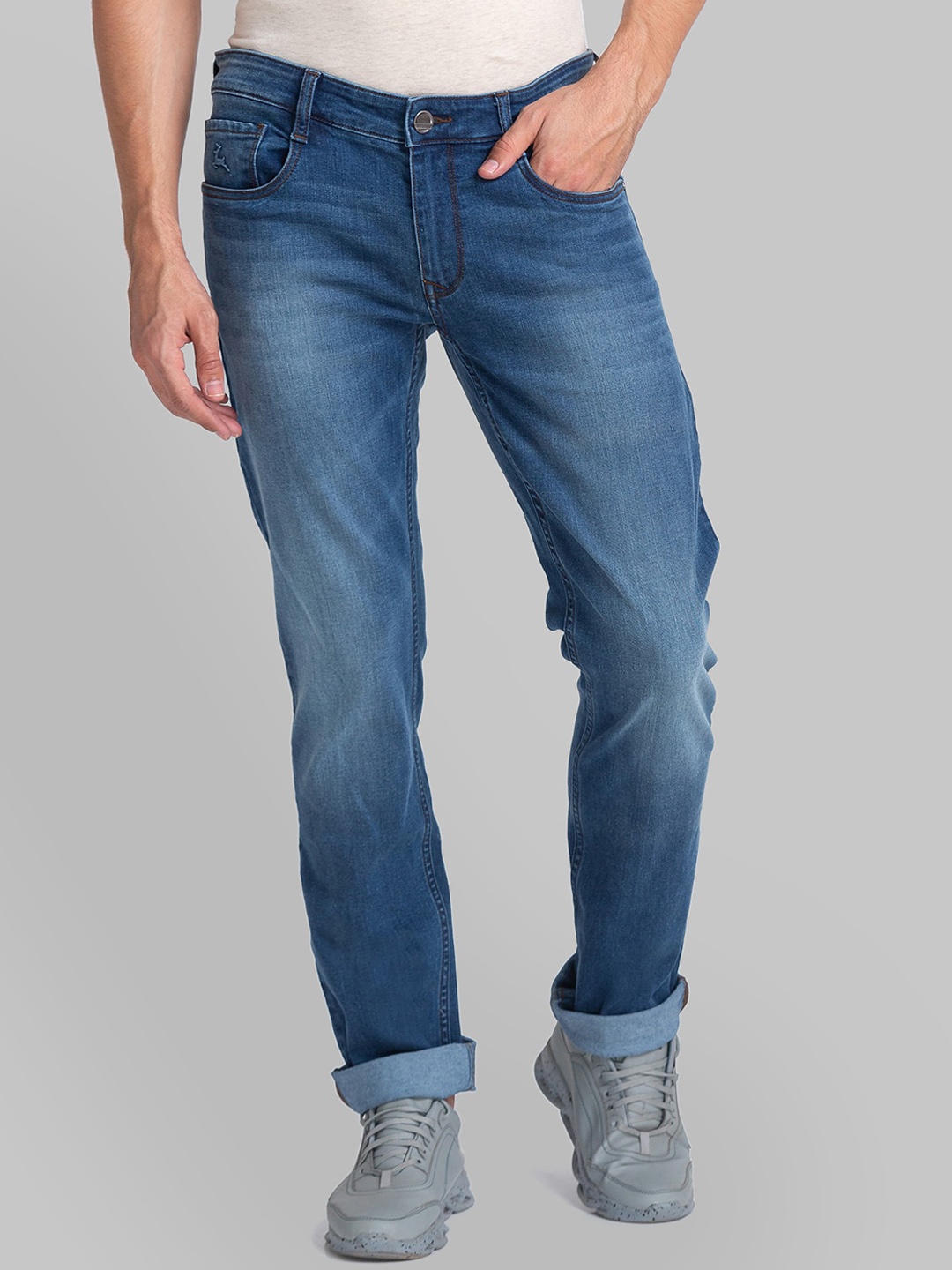 

Parx Men Blue Tapered Fit Light Fade Jeans