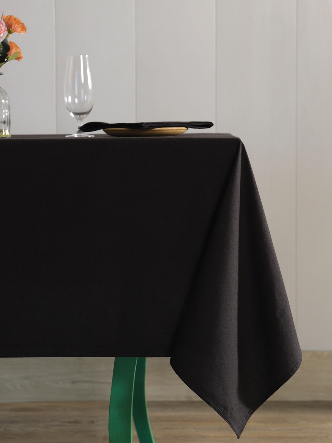 

HANDICRAFT PALACE Adults Black 7 Pcs Pure Cotton Table Cover With Napkins