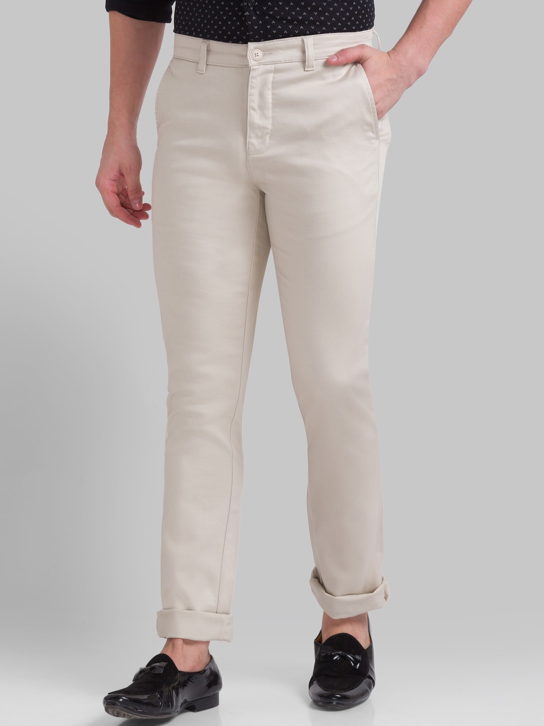 

Parx Men Beige Slim Fit Trousers