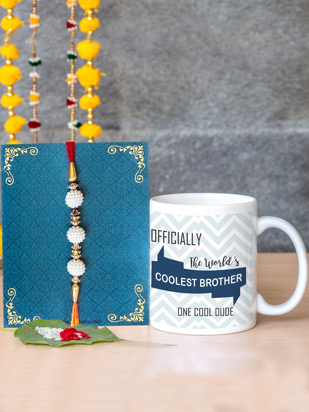 

TIED RIBBONS Men Multicolored Rakhi with Printed Coffee Mug, Multi