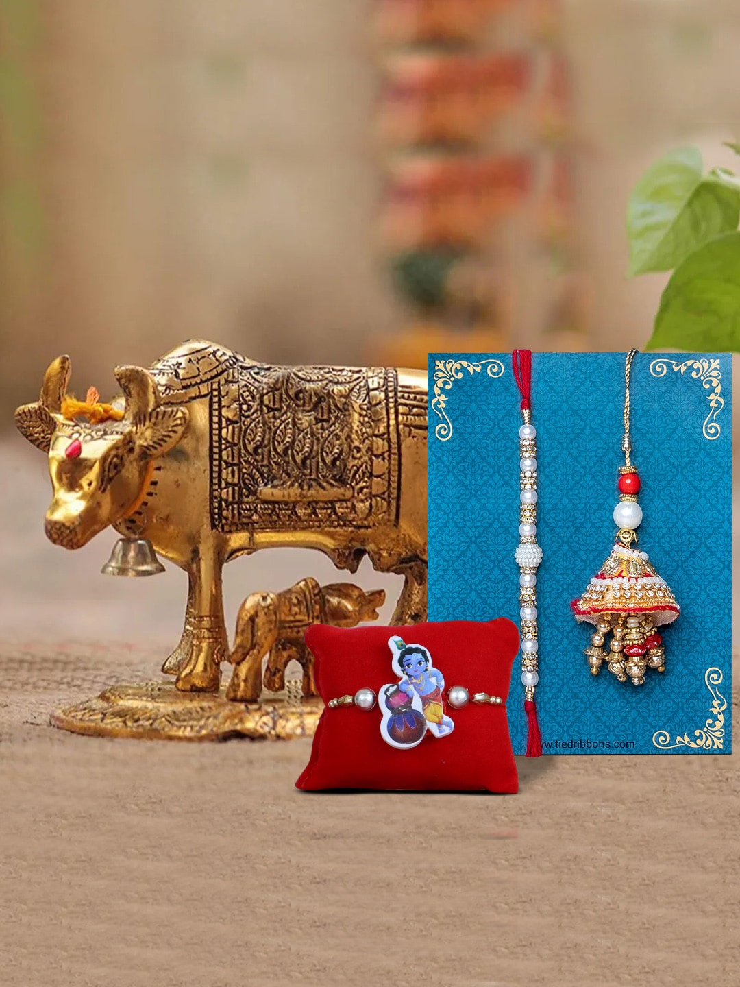 

TIED RIBBONS Set of 3 Rakhi for Bhaiya Bhabhi Kids & Cow with Calf Idol Gift Set, Gold