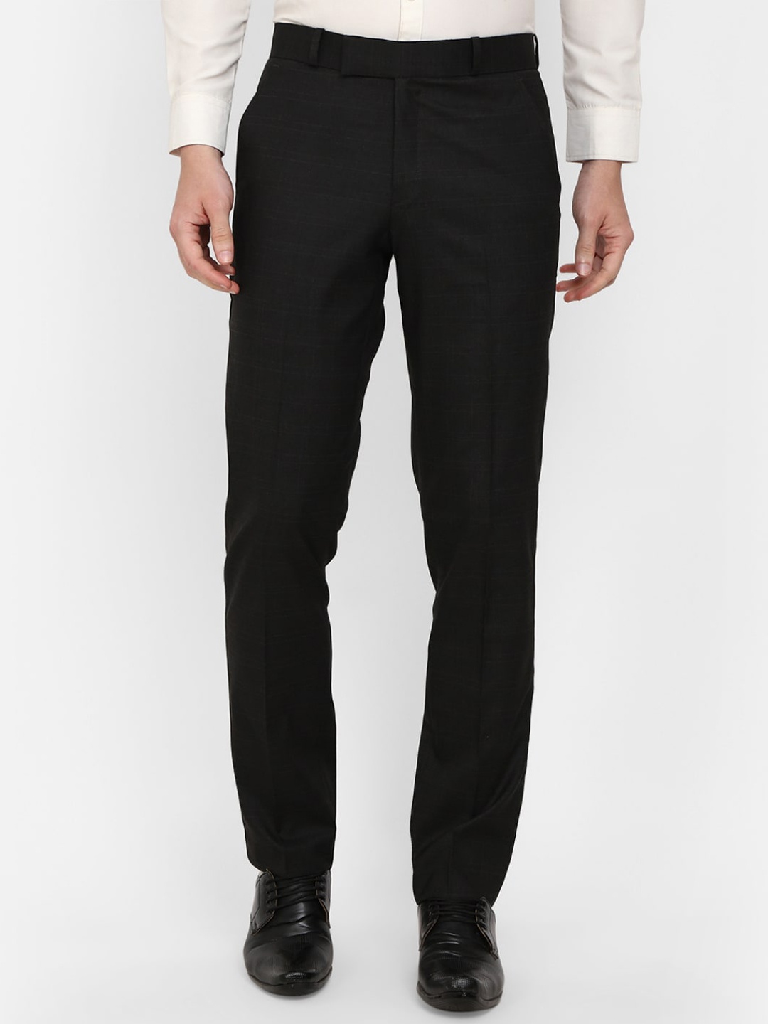 

V-Mart Men Black Classic Slim Fit Trousers