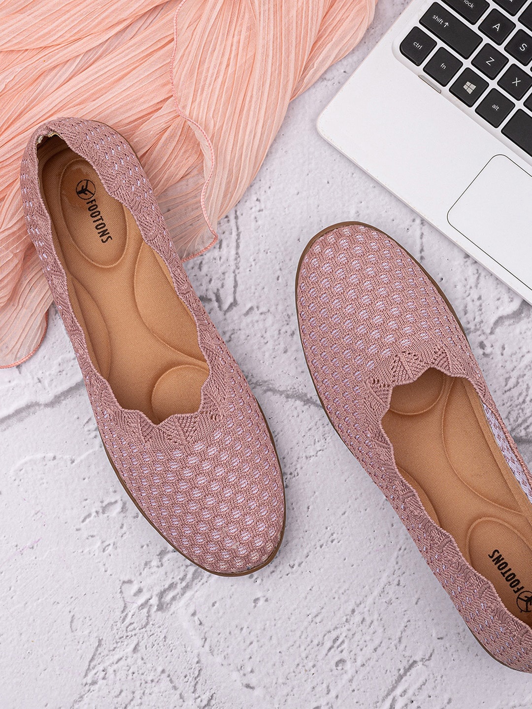 

FOOTONS Women Pink Textured Ballerinas