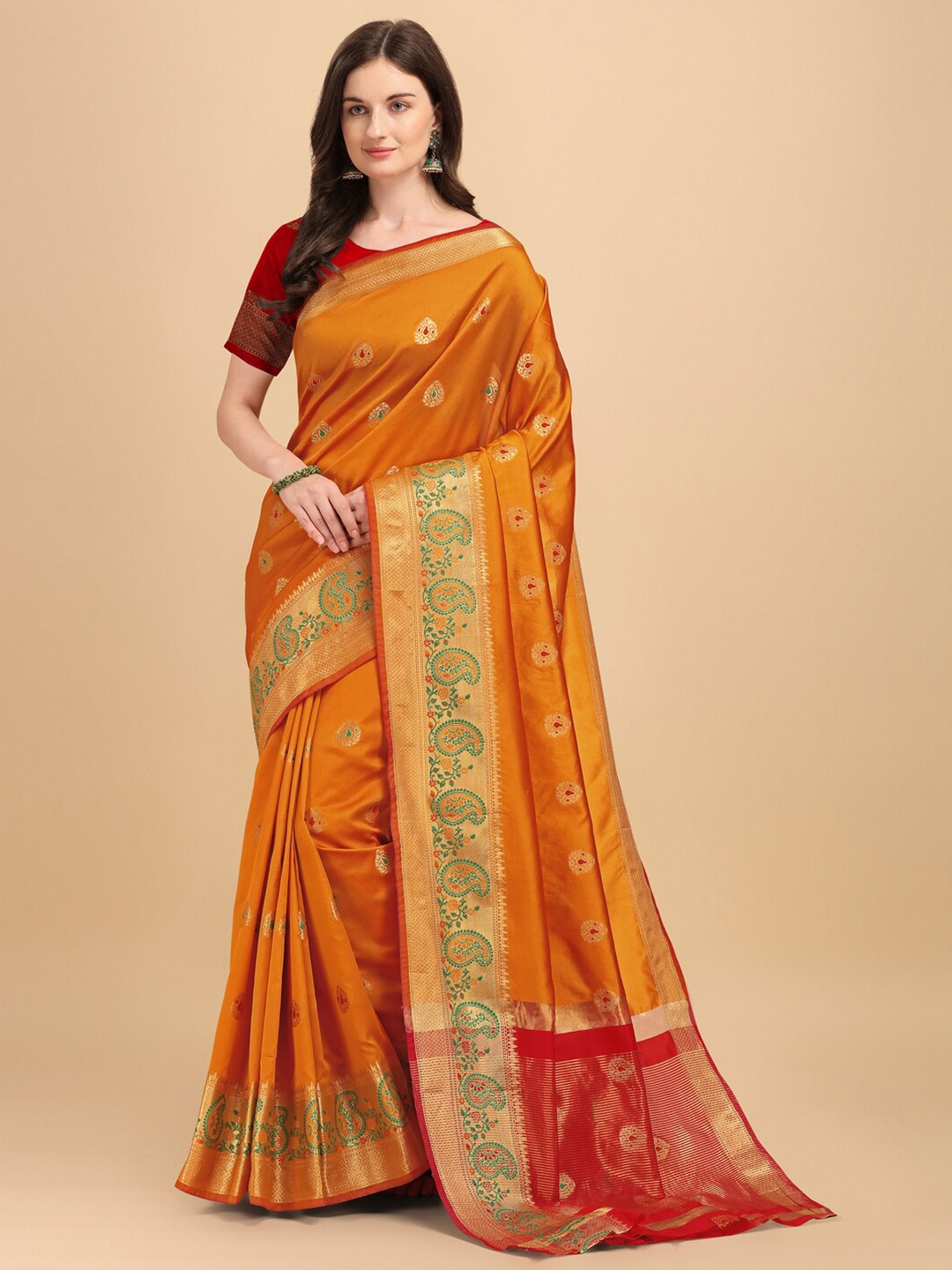 

ZIKARAA Gold-Toned & Green Floral Zari Silk Cotton Banarasi Saree