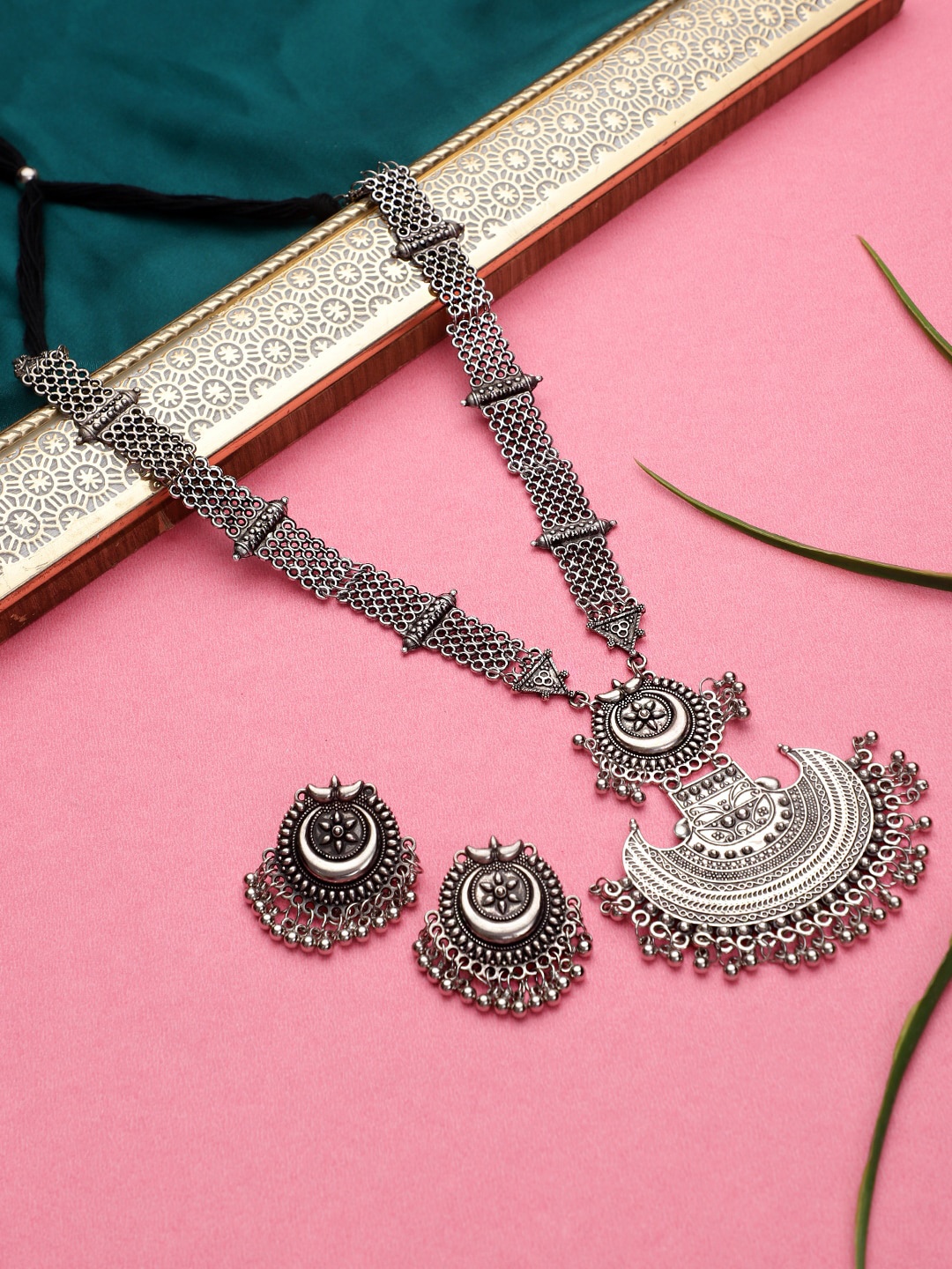 

KACY Women Oxidised Silver-Plated Jewellery Set