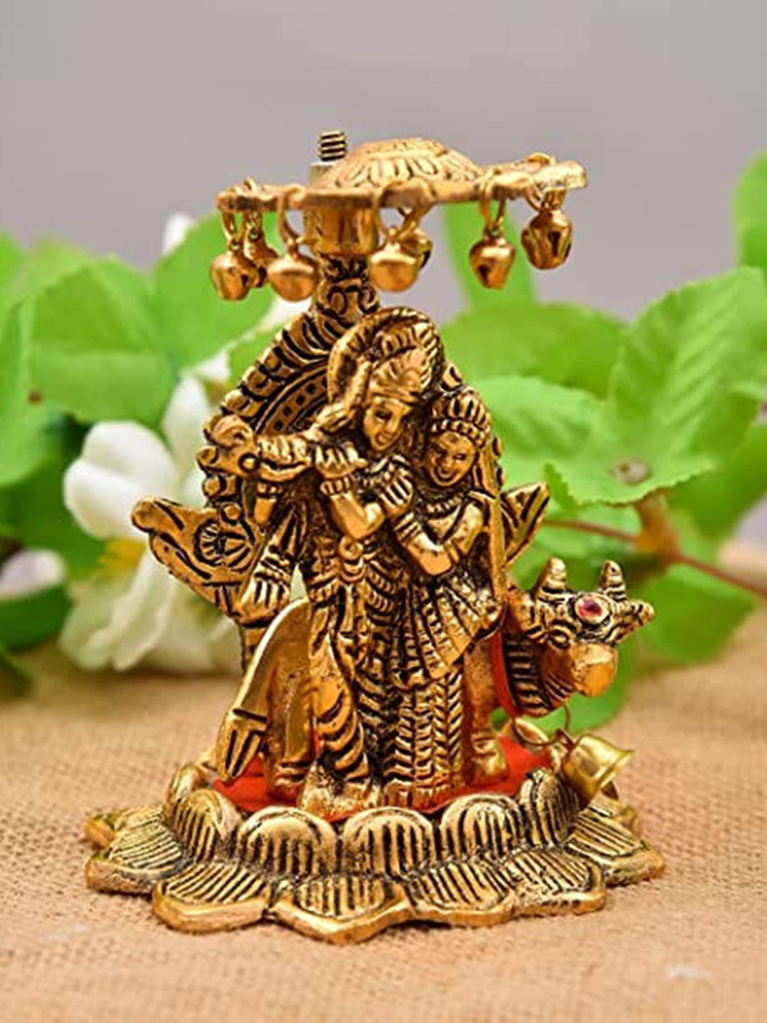 

Fashion Bizz Unisex Gold-Toned Chhatriradhakrishna Figurine Showpieces