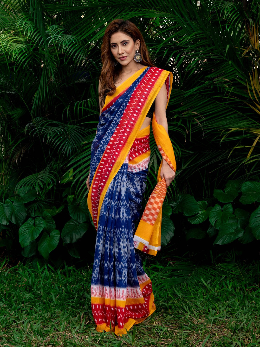 

BEATITUDE Blue & Yellow Saree