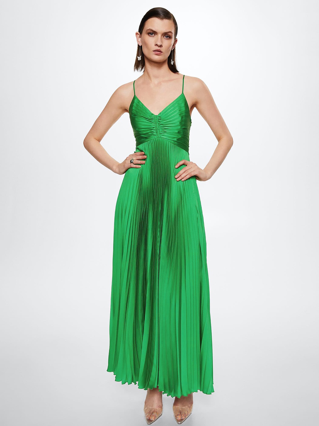 

MANGO Green Solid Ruched Accordion Pleated Styled Back Maxi Dress