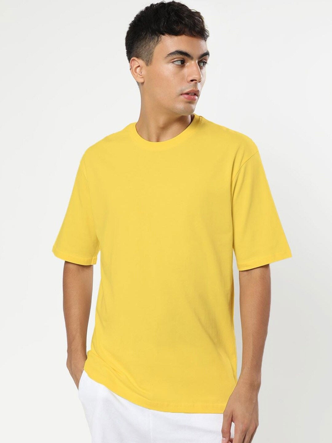 

Bewakoof Men Oversized Fit T-shirt, Yellow