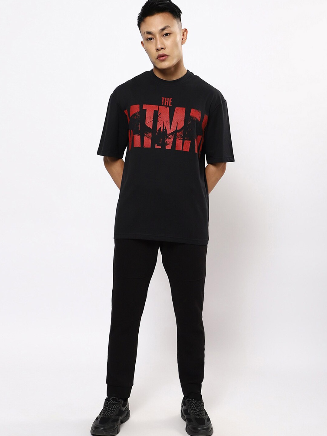 

Bewakoof Men Black Batman Printed Pure Cotton Loose T-shirt