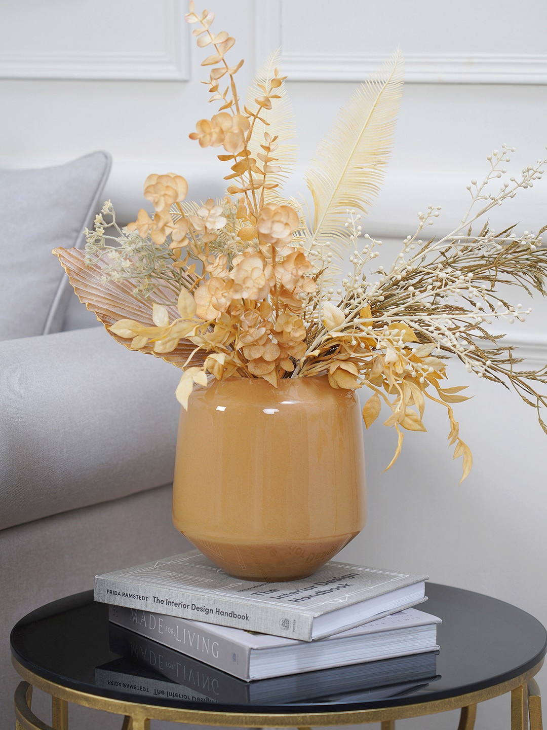 

Pure Home and Living Brown Solid Glass Flower Vase