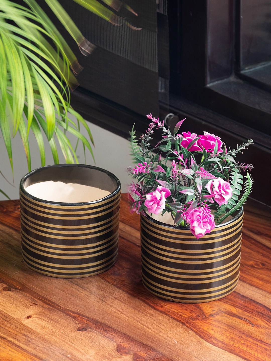 

ExclusiveLane Set Of 2 Black Furrowed Fields Hand-Painted Ceramic Table Planters, Brown