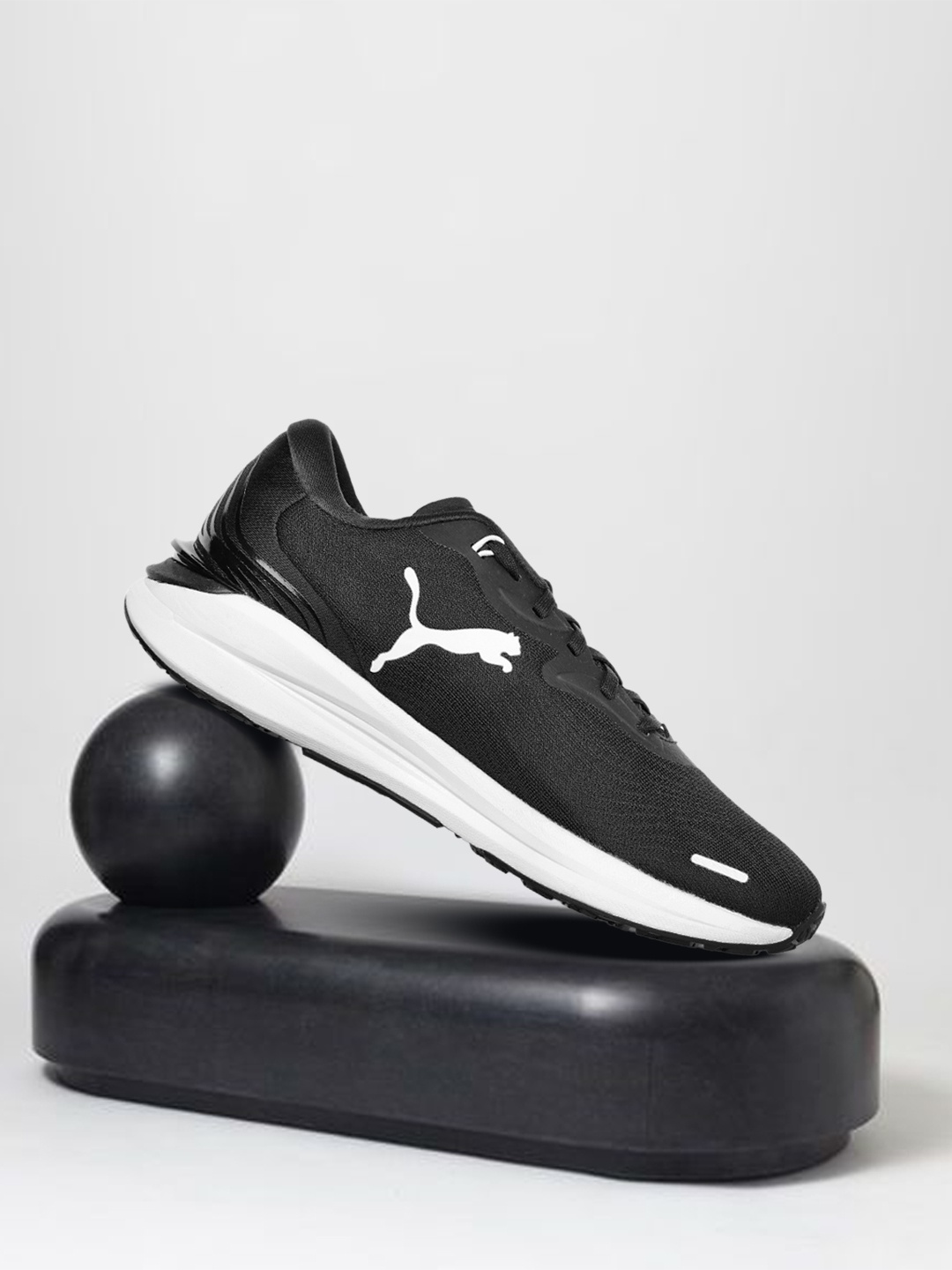

Puma Men Black Solid Electrify Nitro 2 Running Shoes