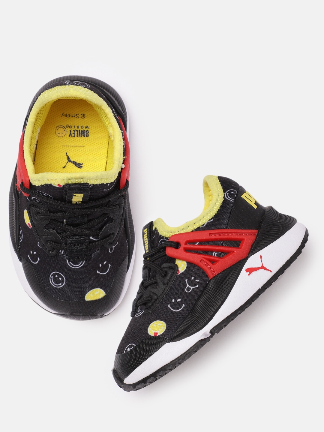 

Puma Kids Black x Smileyworld Pacer Future AC Babies Printed Sneakers
