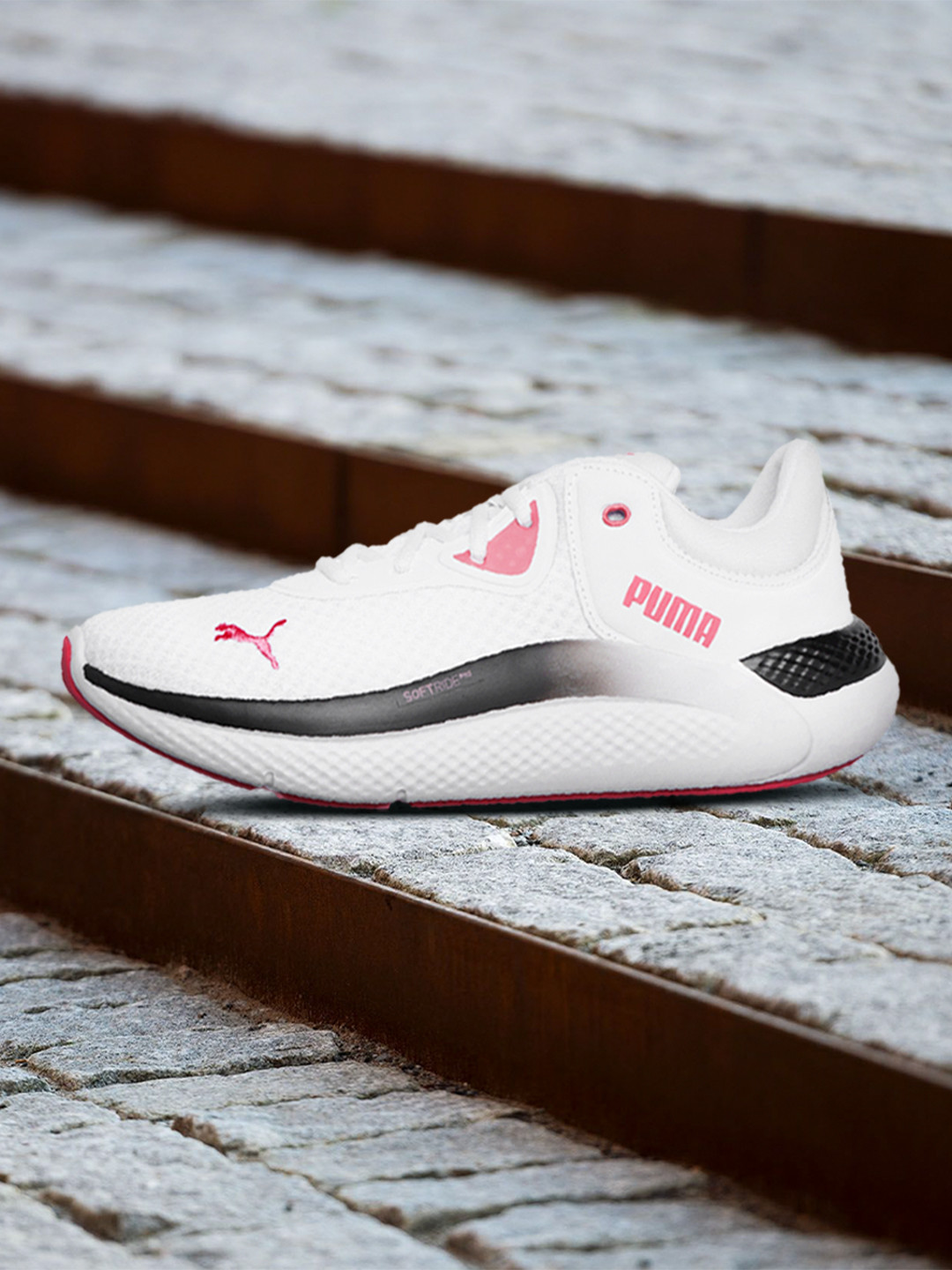 

Puma Women White Solid Softride Pro Training Shoes