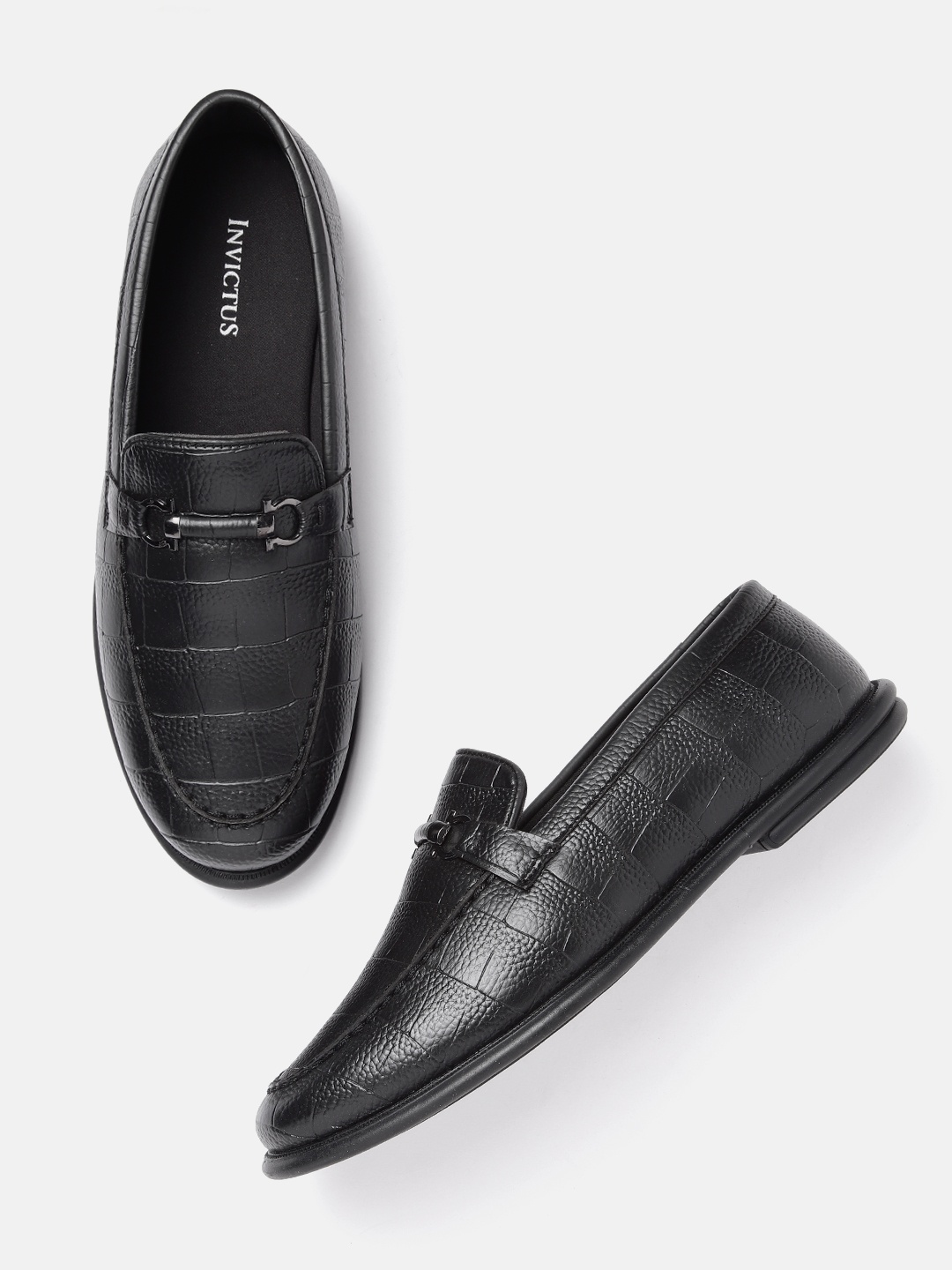 

INVICTUS Men Croc Textured Horsebit Loafers, Black