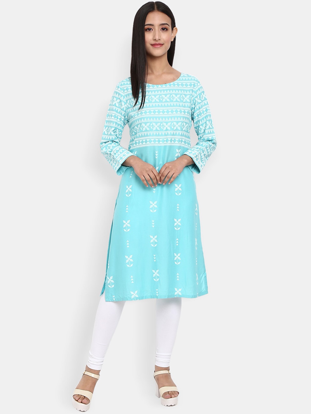 

Desi Mix Women Blue & White Geometric Printed Kurta