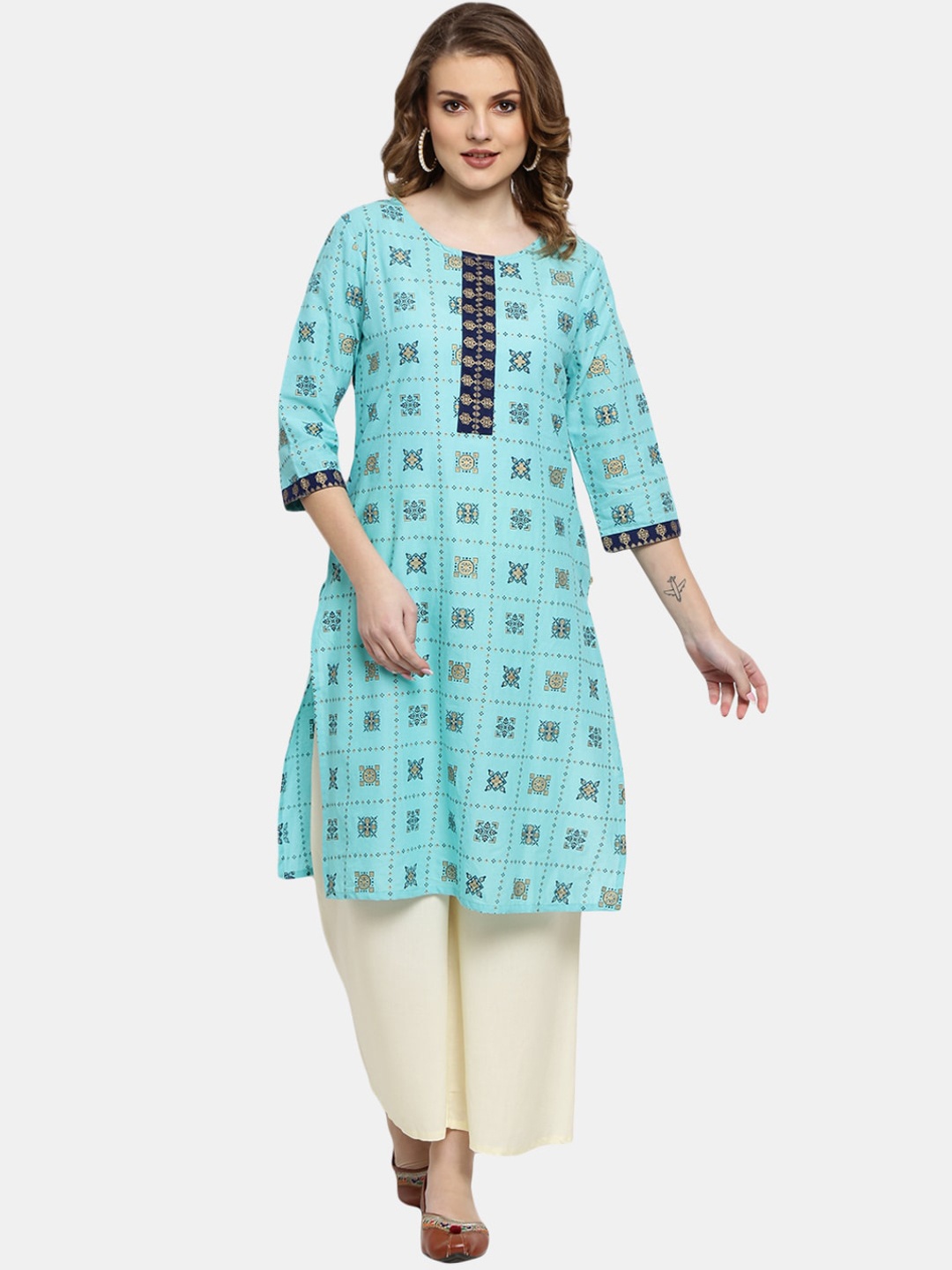 

Desi Mix Women Blue Geometric Printed Thread Work Kurta