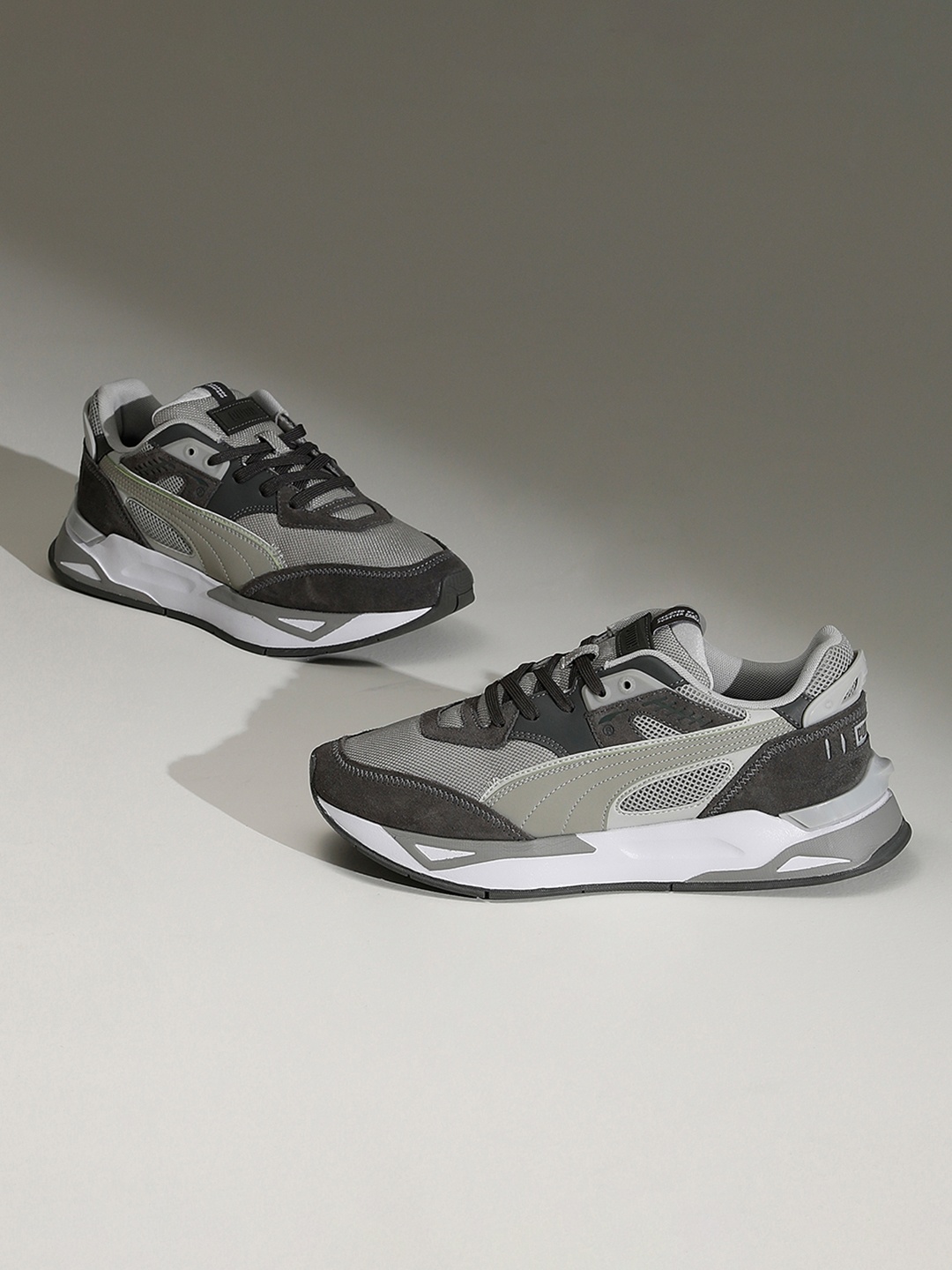 

Puma Unisex Grey Mirage Sport Remix Sneakers