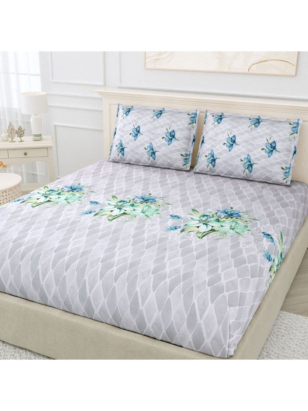 

haus & kinder Adults Grey & Blue Floral 186 TC King Bedsheet with 2 Pillow Covers