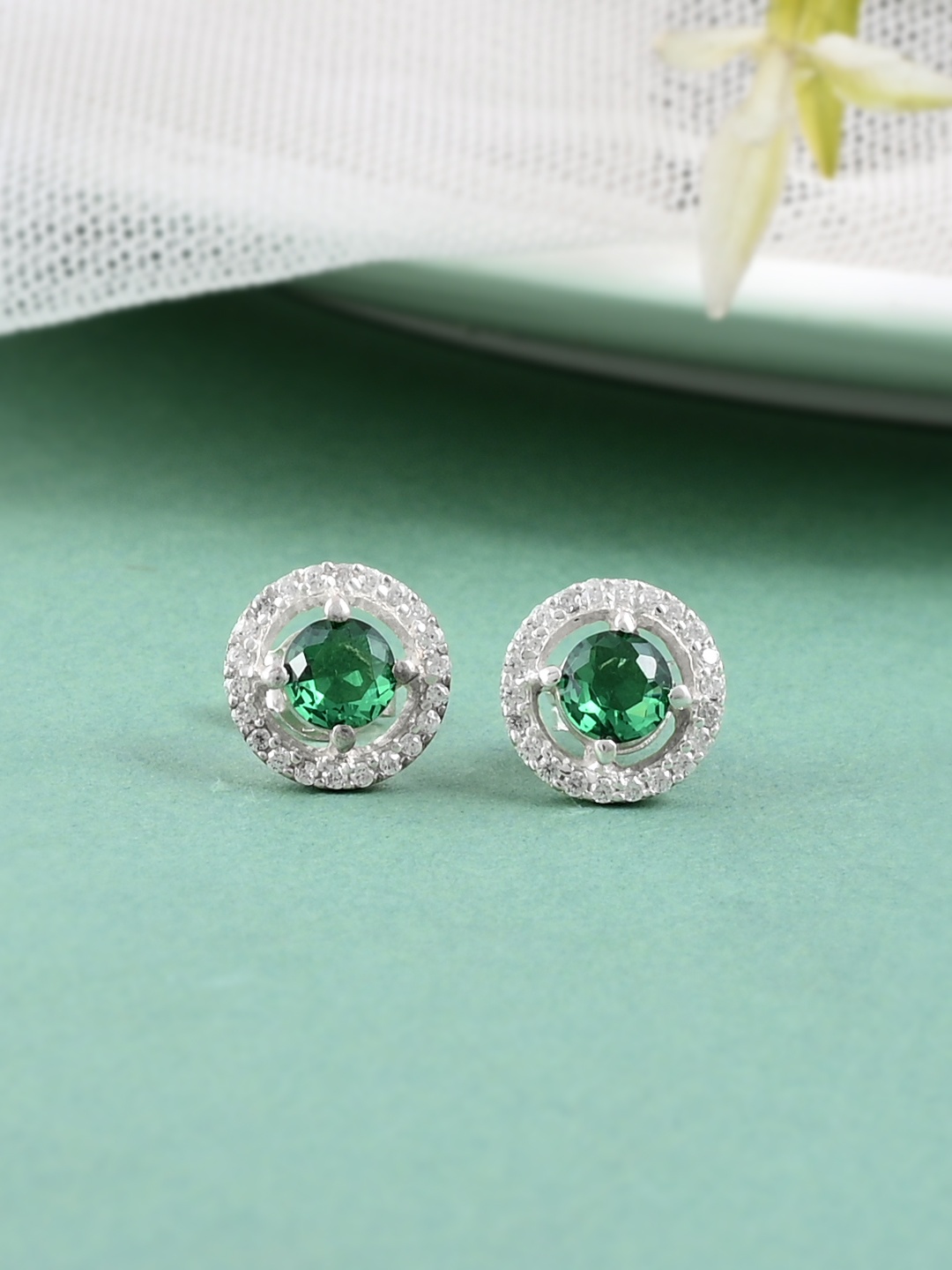 

Studio Voylla 925 Sterling Silver Contemporary Studs Earrings