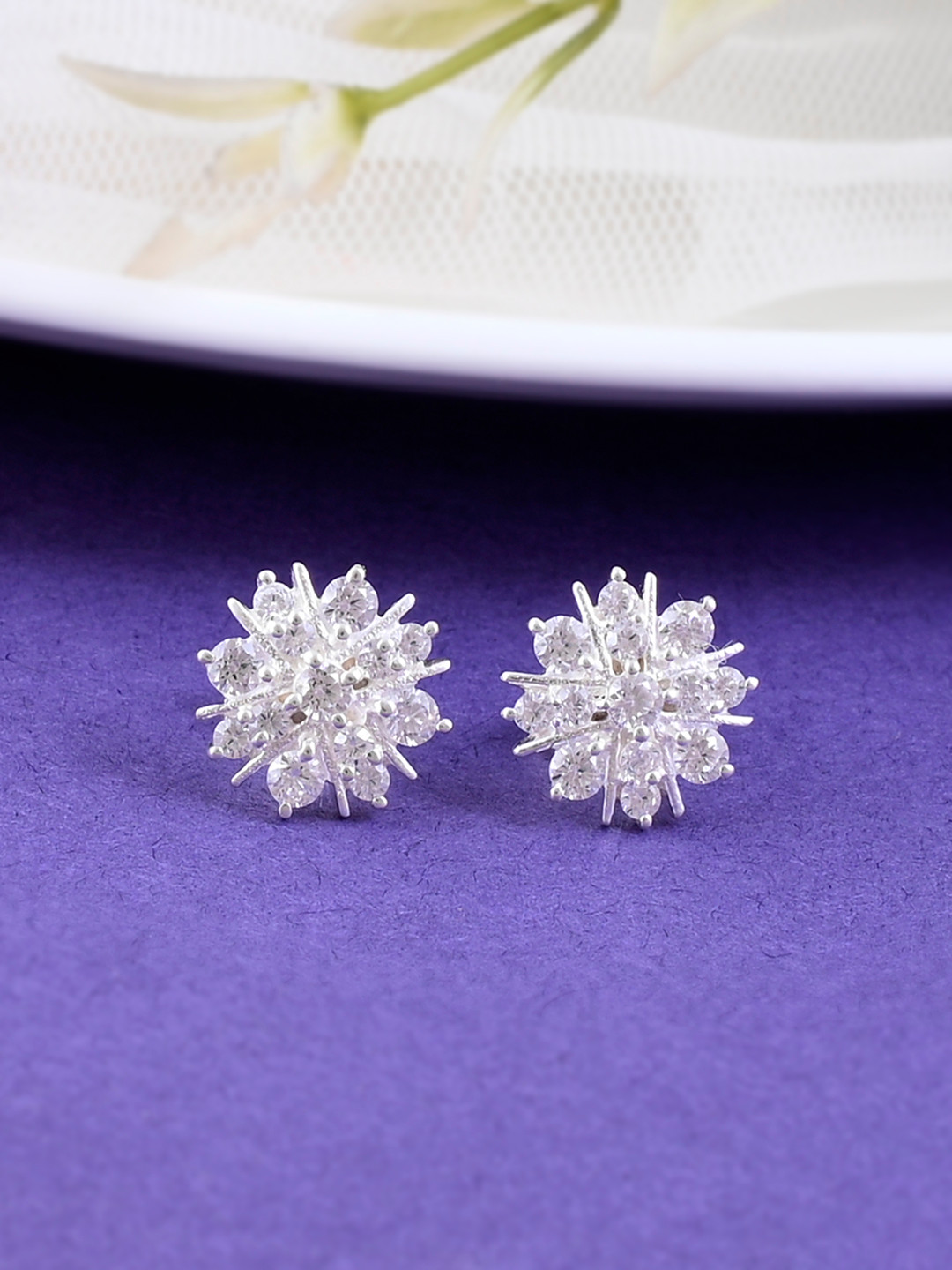 

Studio Voylla 925 Sterling Silver Contemporary Studs Earrings
