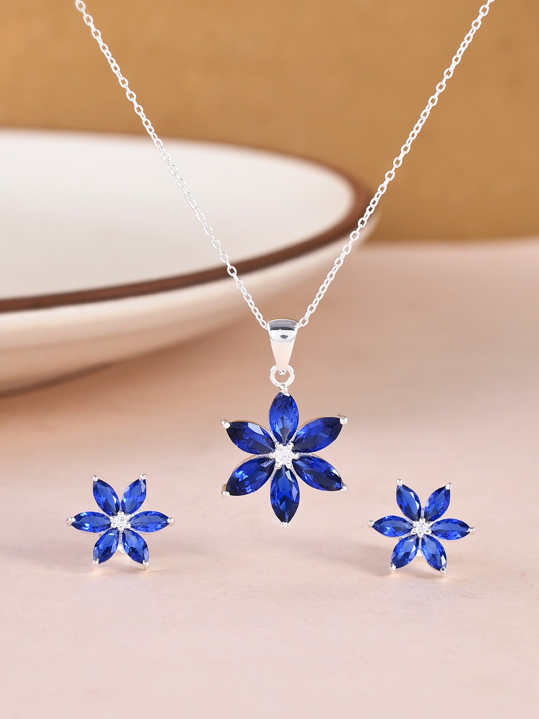 

Studio Voylla Women Blue Floral Motif 925 Sterling Silver Pendant with Earrings