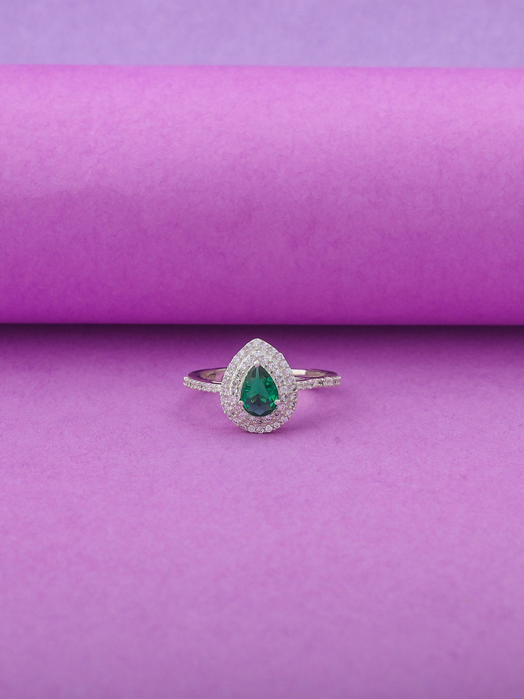 

Voylla Silver-Toned & Green Stones-Studded Finger Ring