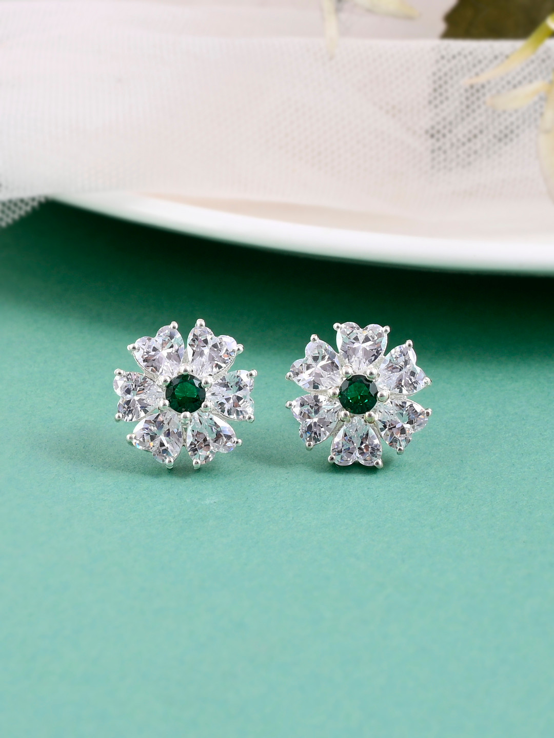 

Studio Voylla 925 Sterling Silver Contemporary Studs Earrings