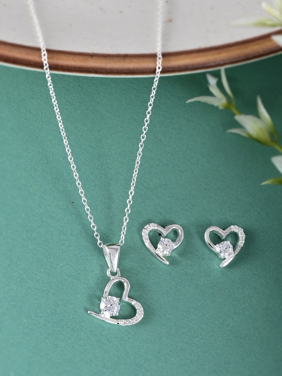 

Studio Voylla 925 Sterling Silver Stone Studded Heart Shaped Pendant Set