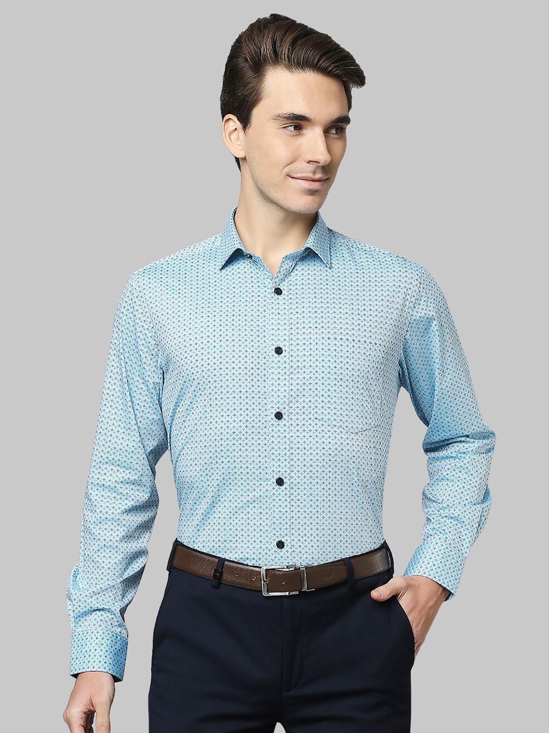 

Park Avenue Men Blue Printed Formal Shirt