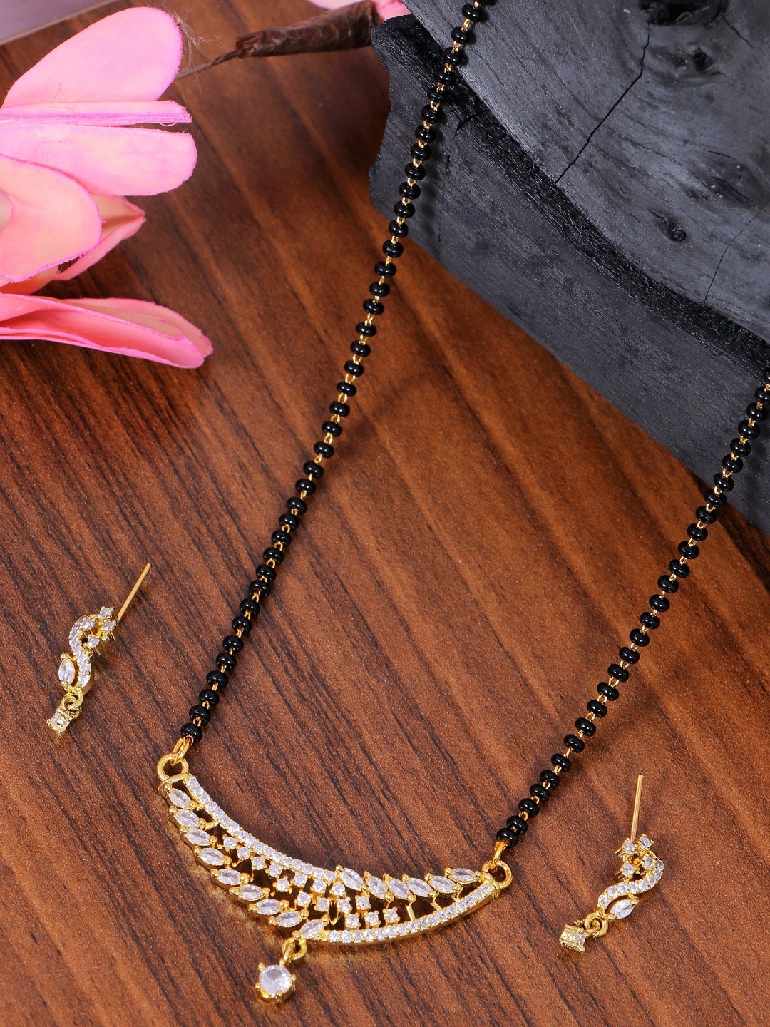 

SwaDev Women Gold Mangalsutra