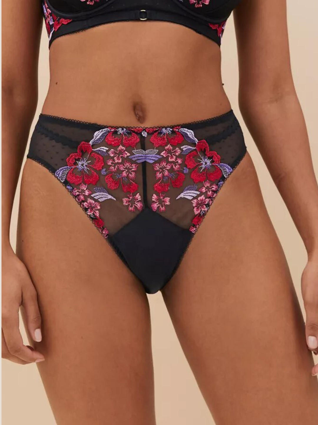 

Marks & Spencer Women Black & Pink Floral Design Basic Briefs