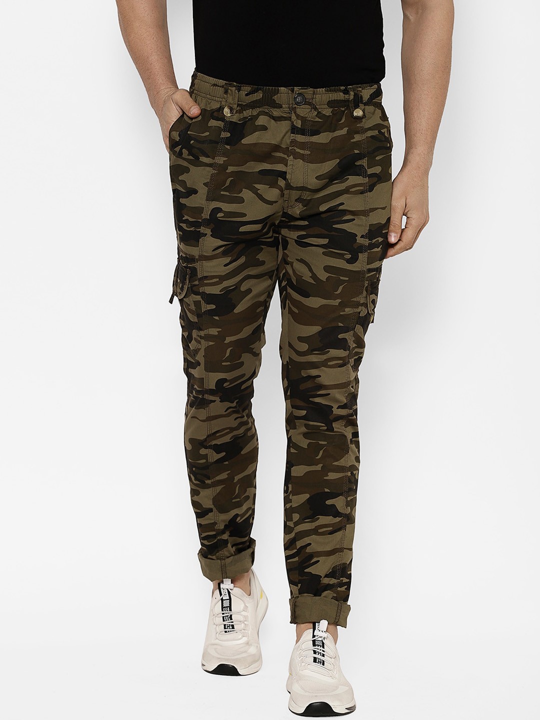 

SAPPER Men Multicoloured Camouflage Printed Slim Fit Cargos Trousers, Multi
