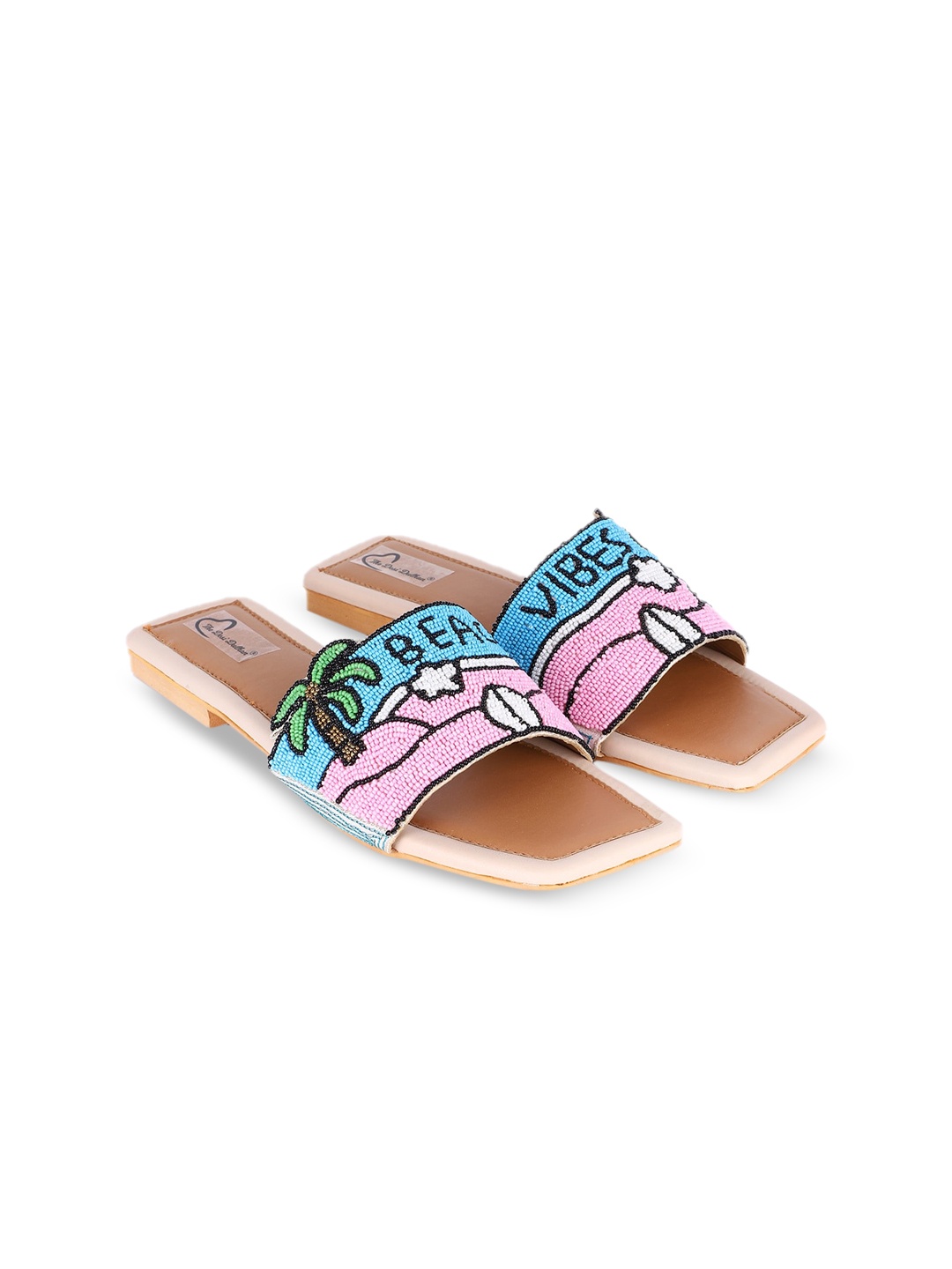 

The Desi Dulhan Women Multicoloured Printed Bows Flats, Multi